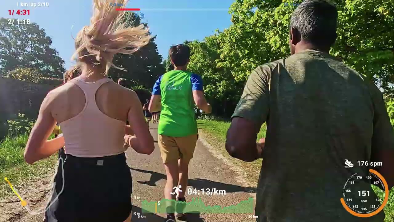 Running at the Runthrough Hampton Court Palace 10k race - Virtual run