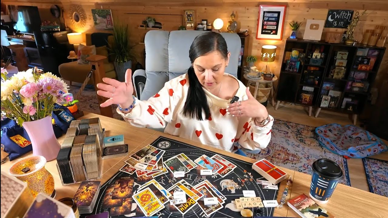 Waga ♎ Nie podoba im się Tw&oacute;j nowy kierunek 🌕 Pełnia Księżyca w Wadze ✨ Kwiecień 2026