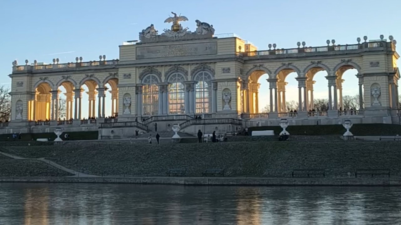 The Gloriette at Schönbrunn Palace | Vienna 🇦🇹