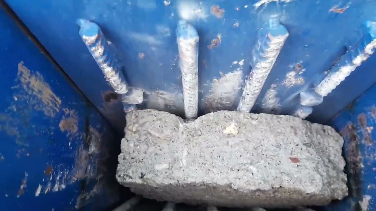 Pofás törő kőtörő betontörő sitt zúzó. jaw crusher