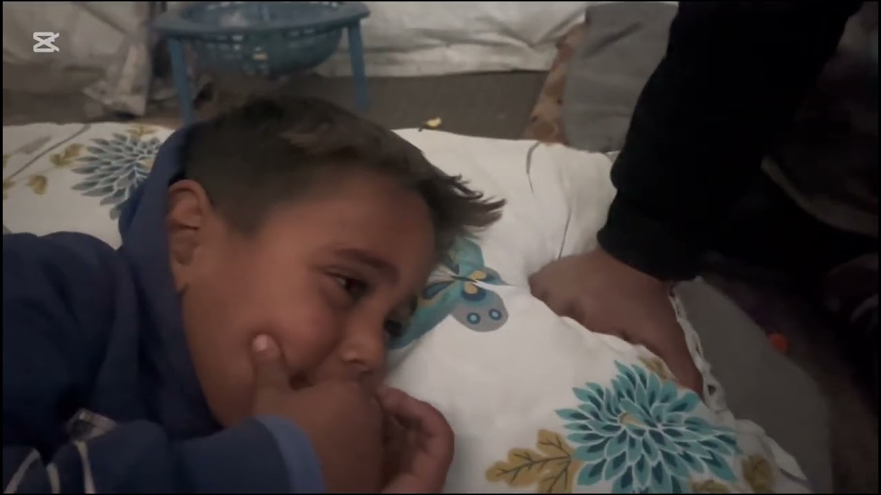 في هادا الفيديو وضحتلكم الصفحة الرسمية اللي خاصة النا انا واخوتي والصفحات المزورة