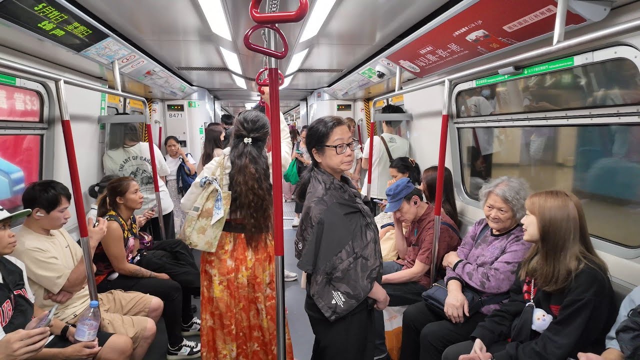 Hong Kong Subway Experience – From Sheung Wan to Tsim Sha Tsui