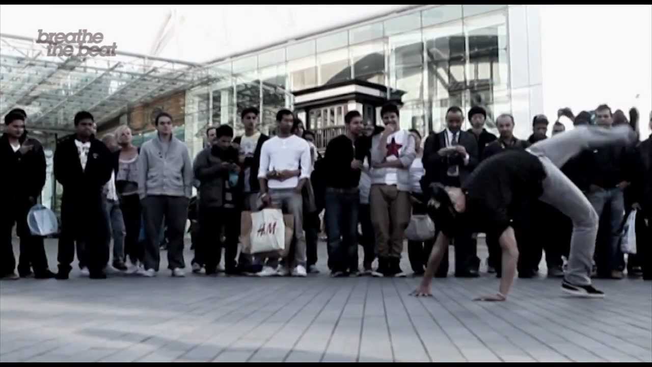 Salah performs for Breathe the Beat 2011