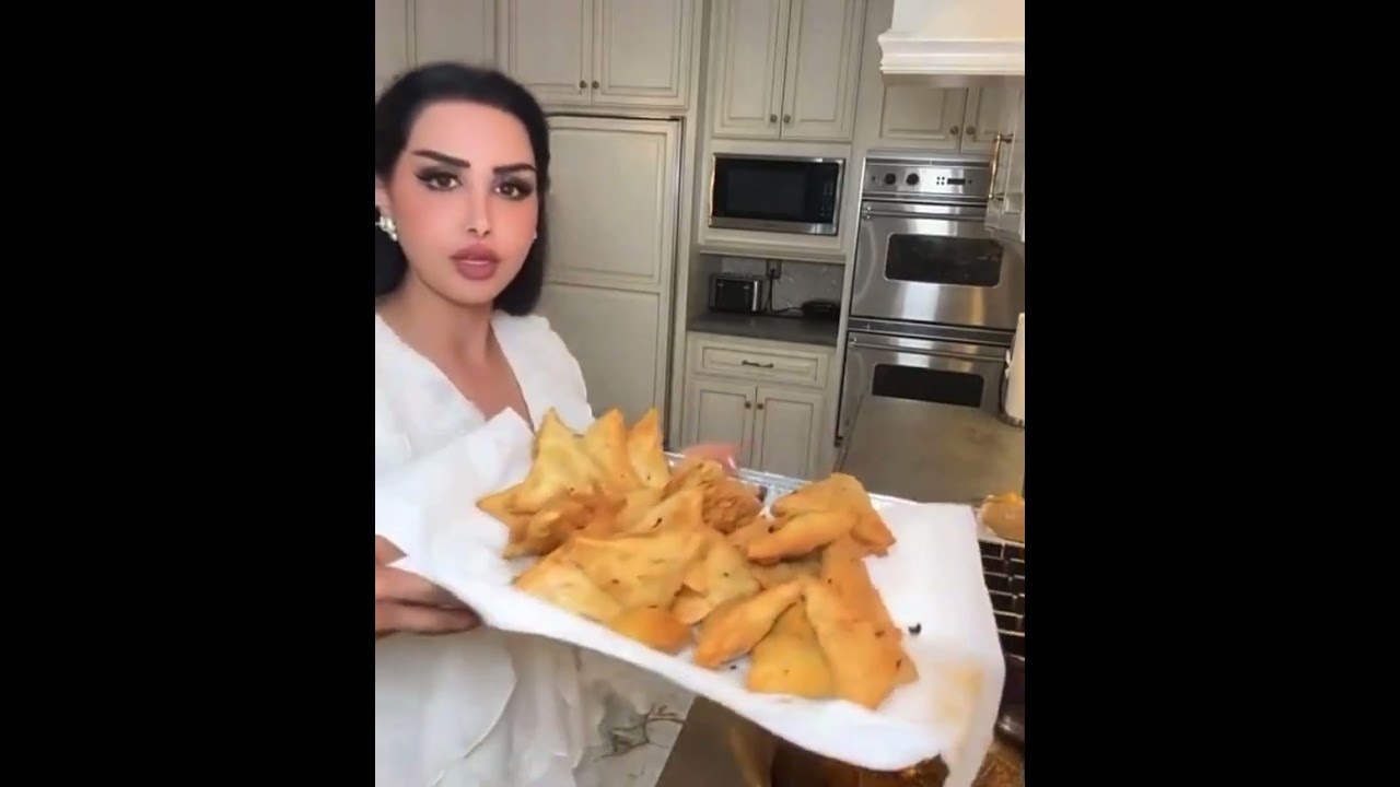 هند القحطاني تاني يوم رمضان🌙سويت سمبوسه قطايف وشوربه👌احب اللمه اشتقت ل السعوديه🇸🇦💔