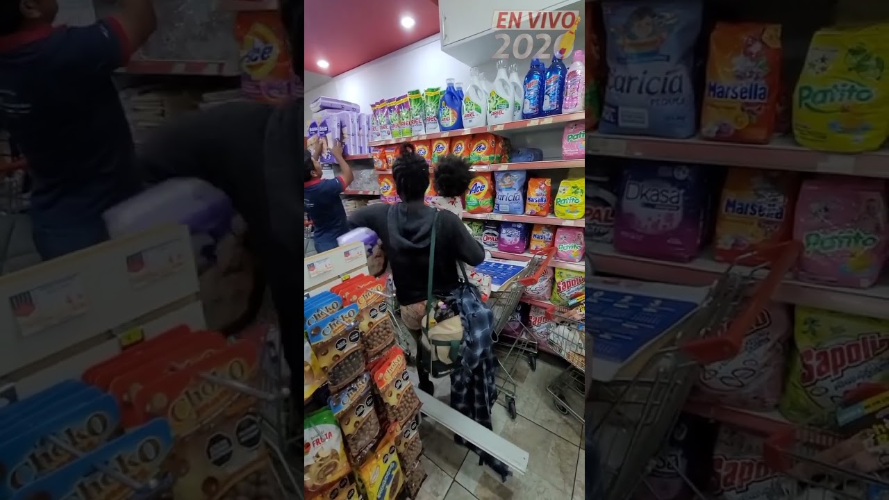 ayudando a las personas de la calle