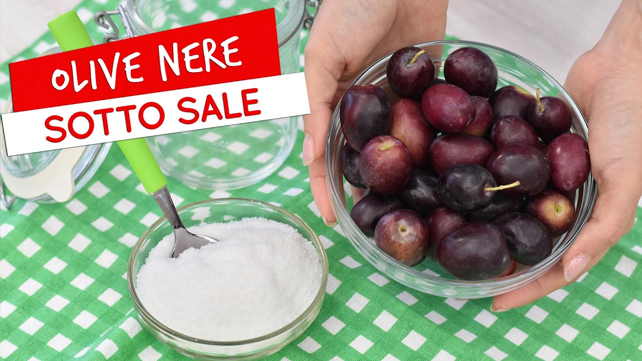 Olive nere sotto sale: come addolcire e conservare le olive nere