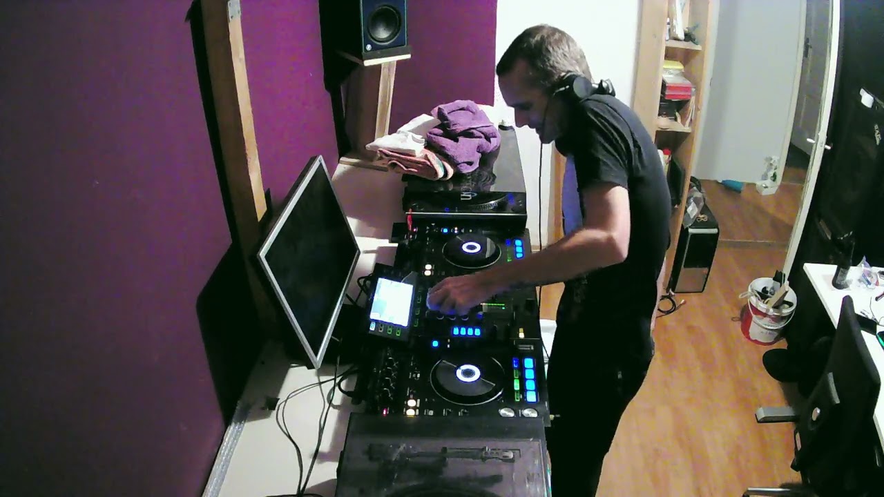 Dj Driven