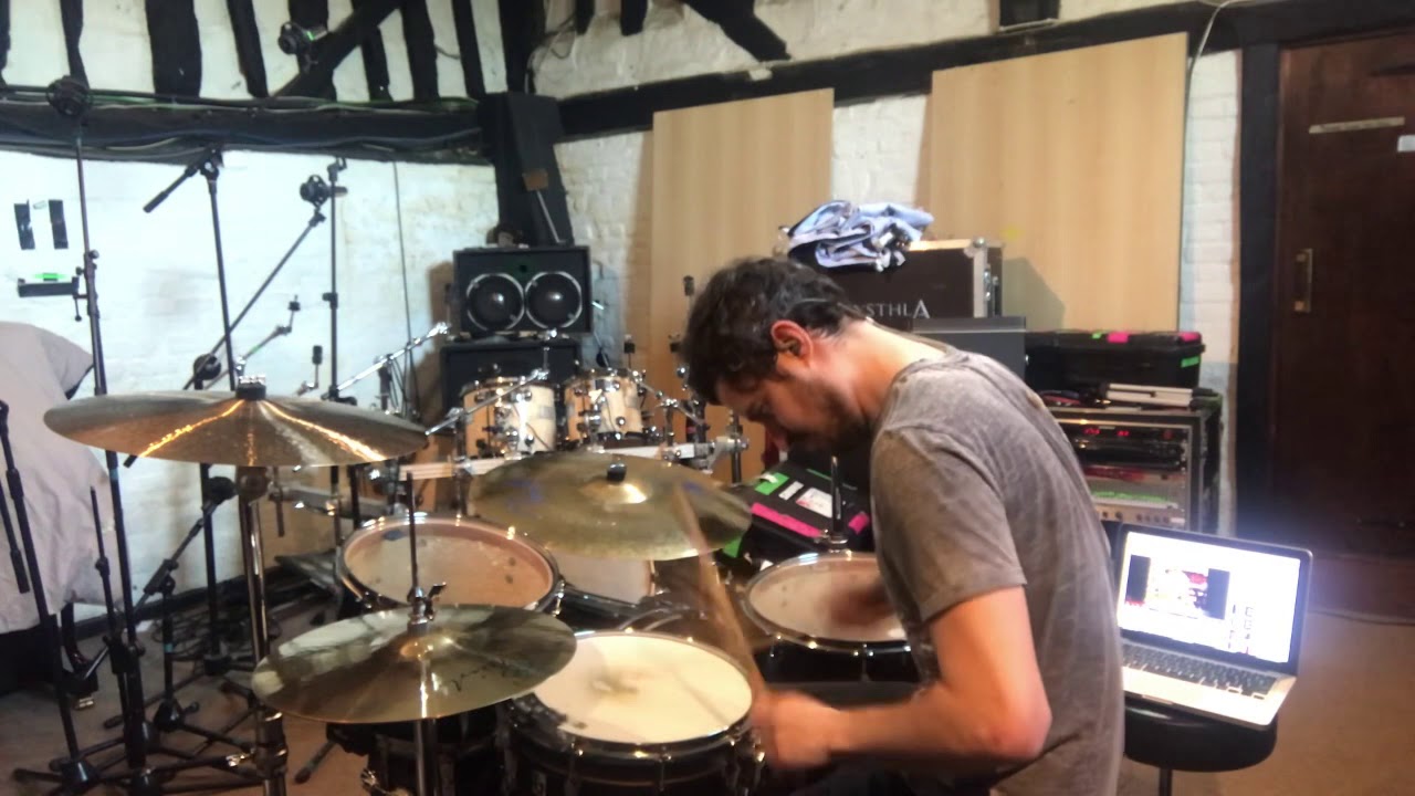Murders In The Rue Morgue - Iron Maiden (Drum Cover)