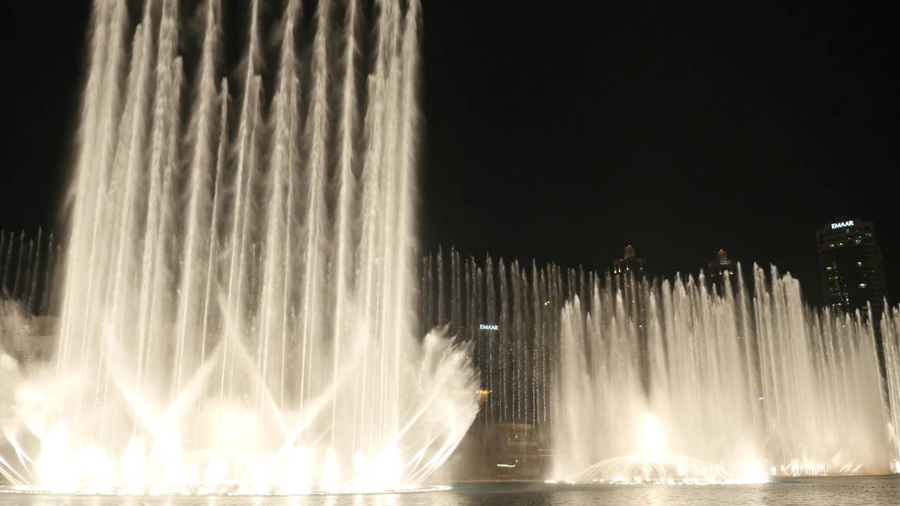 The Dubai Fountain: 