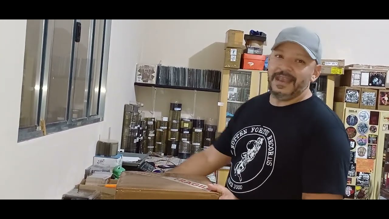 Unboxing the Monster box FOAD Records, Italy