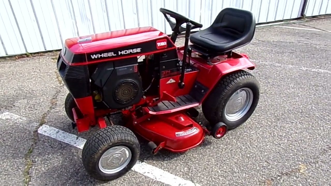 Toro Wheel horse 314-8 tractor.