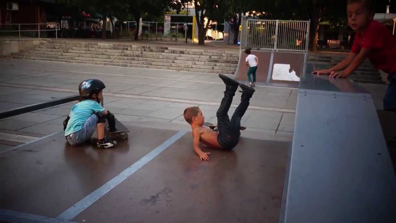 5 year old skaters from Samokov