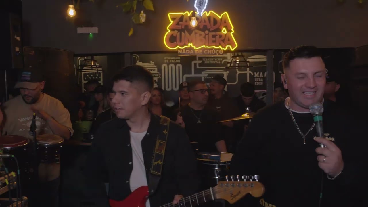 DARIO ESTEBAN LOS CHARROS - ZAPADA CUMBIERA SESSION EN VIVO