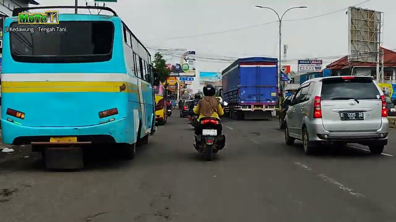 Kondisi jalan raya Kedawung - Tengah Tani