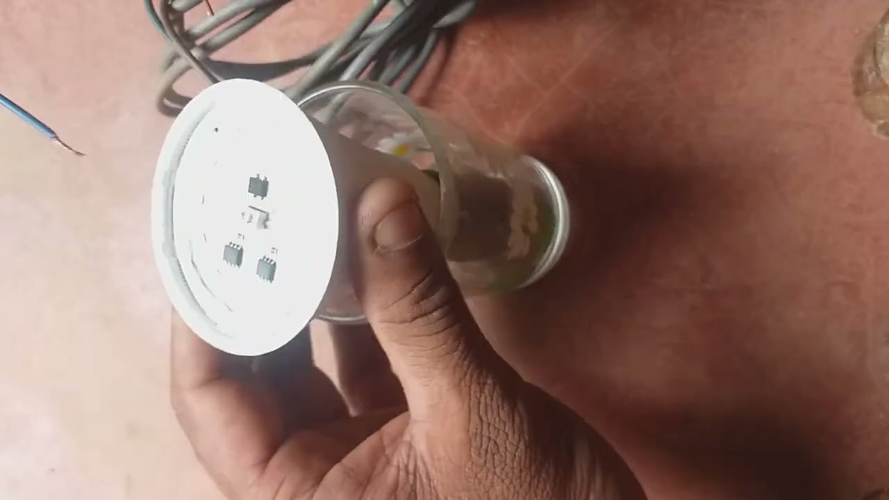 පිච්චුන බල්බ් එක හදන කතාව ඇත්තද LED bulb repair #led #bulb #repair