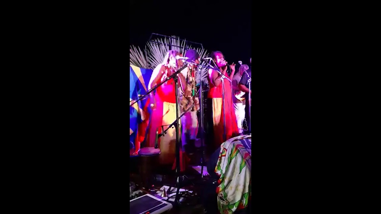 Natty dread rondavelle st leu