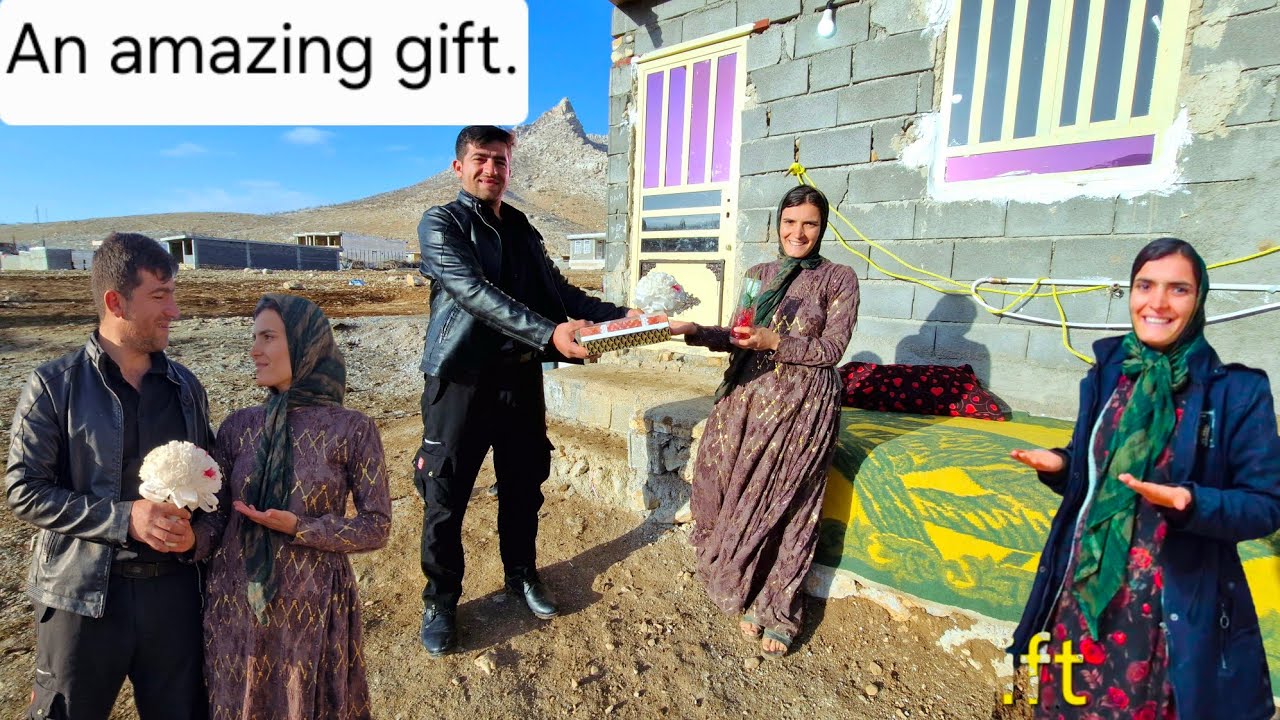 A pure and romantic moment, how Davud captivated Arezo with a valuable gift