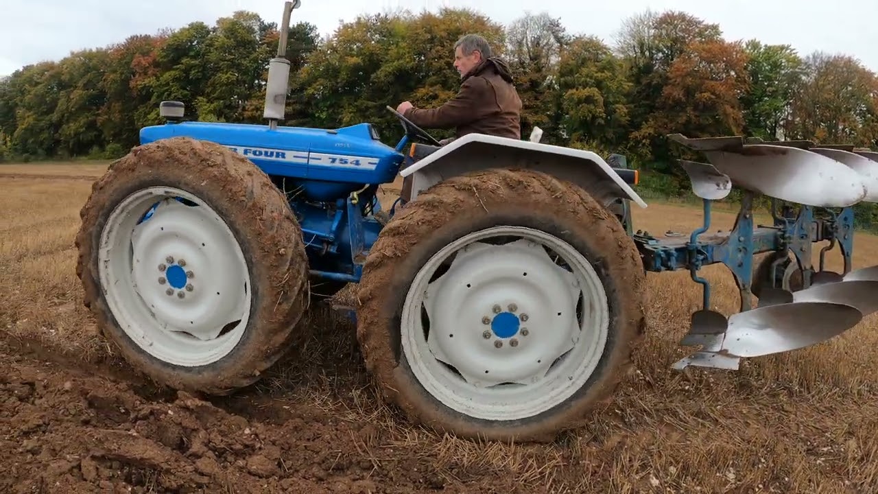 1968 Ford County Super Four 754 4.2 Litre 4-Cyl Diesel 4WD Tractor (75 HP) Stockbridge Growmore 2024