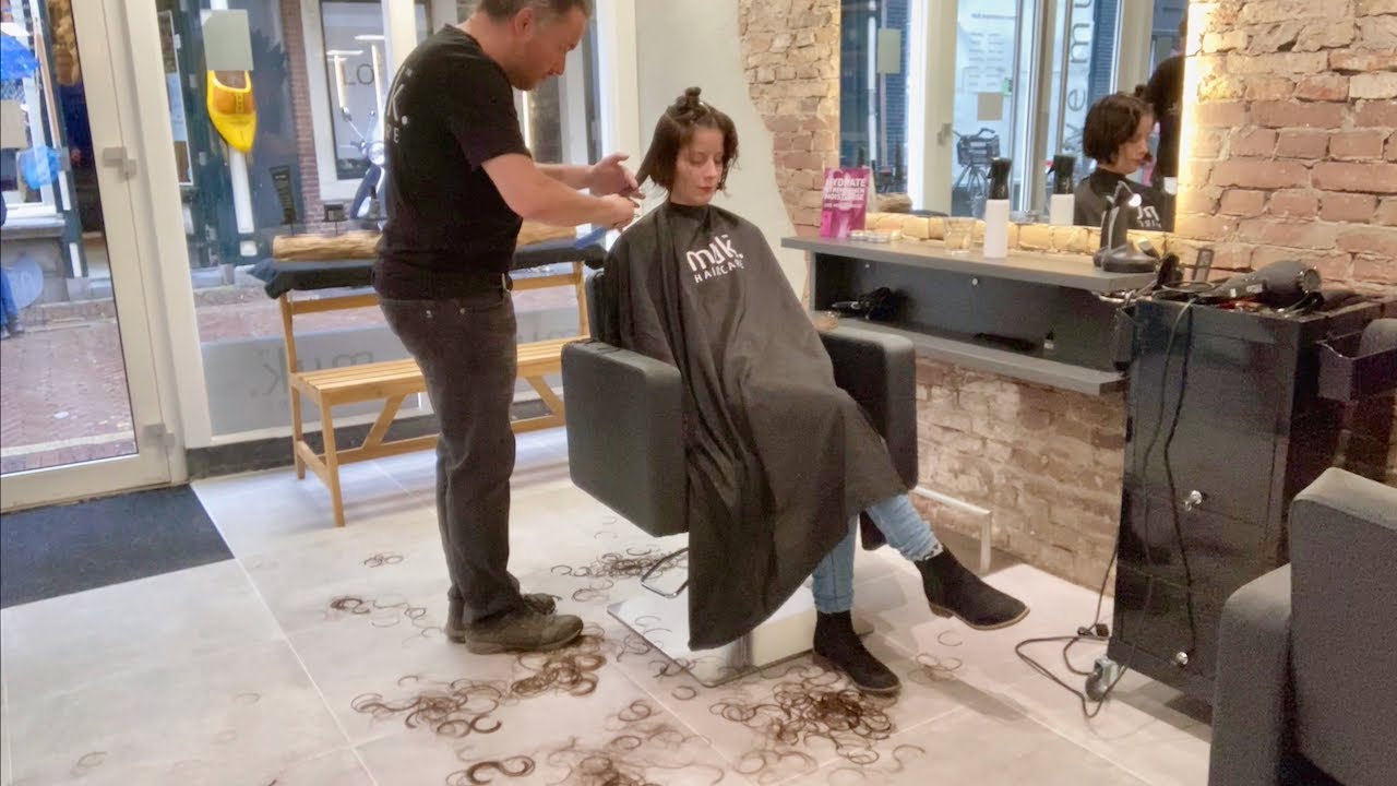 MUK Makeover! A long to bob haircut (MUK Experience Centre Alkmaar)