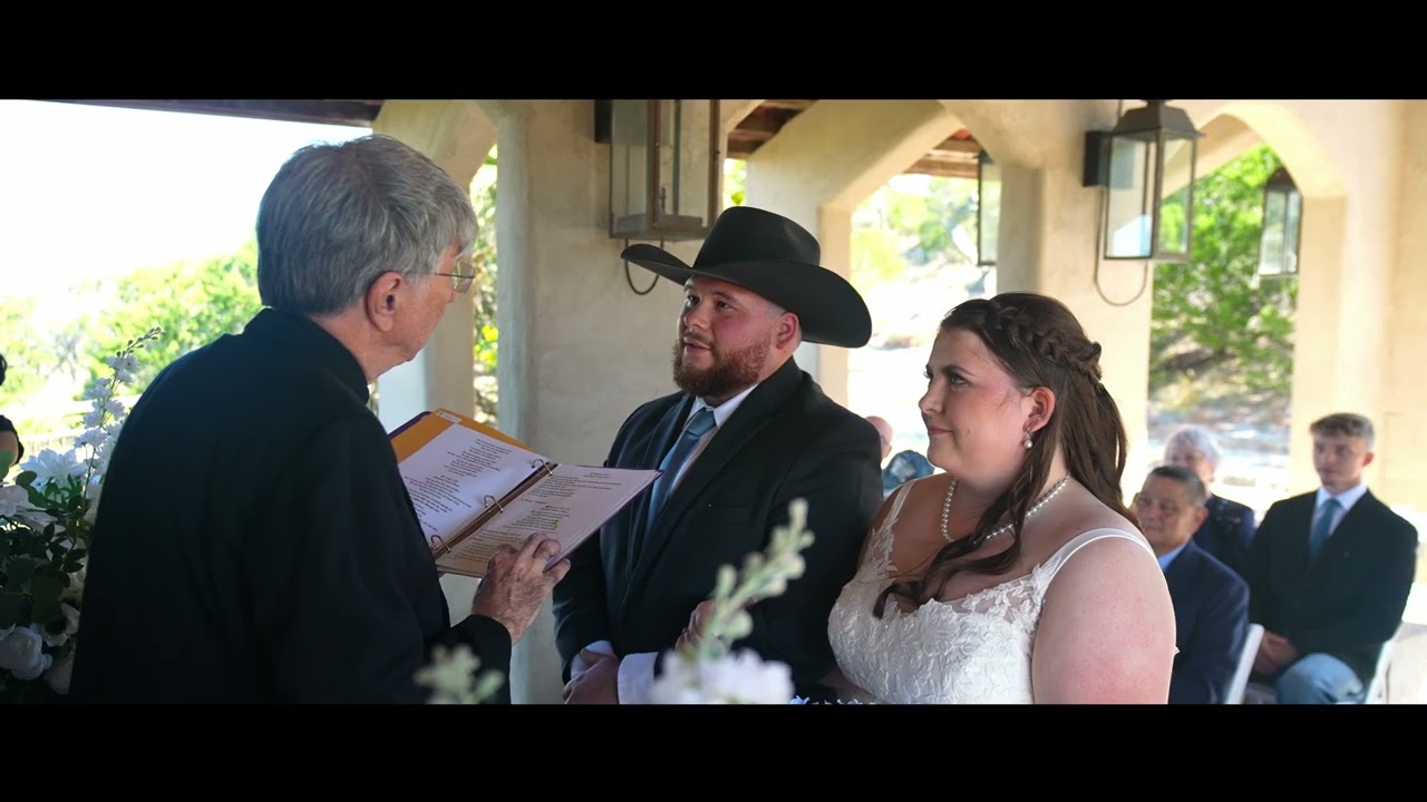 A Beautiful Hill Country Wedding | Lauren & Jacob at Chapel Dulcinea