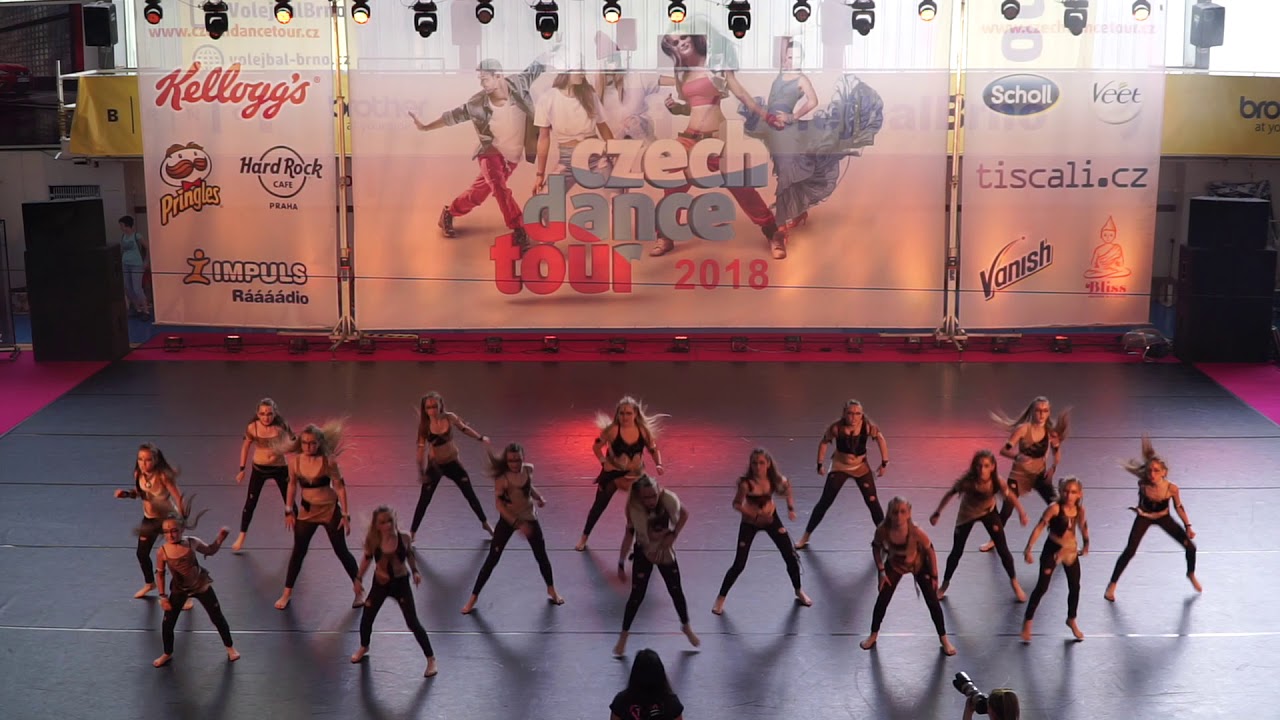 7. Stream Dance Dolní Loučky - Wild dance