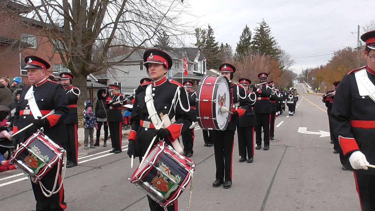 Newmarket Santa Claus Parade 2025 ft. The Derry Flute Band