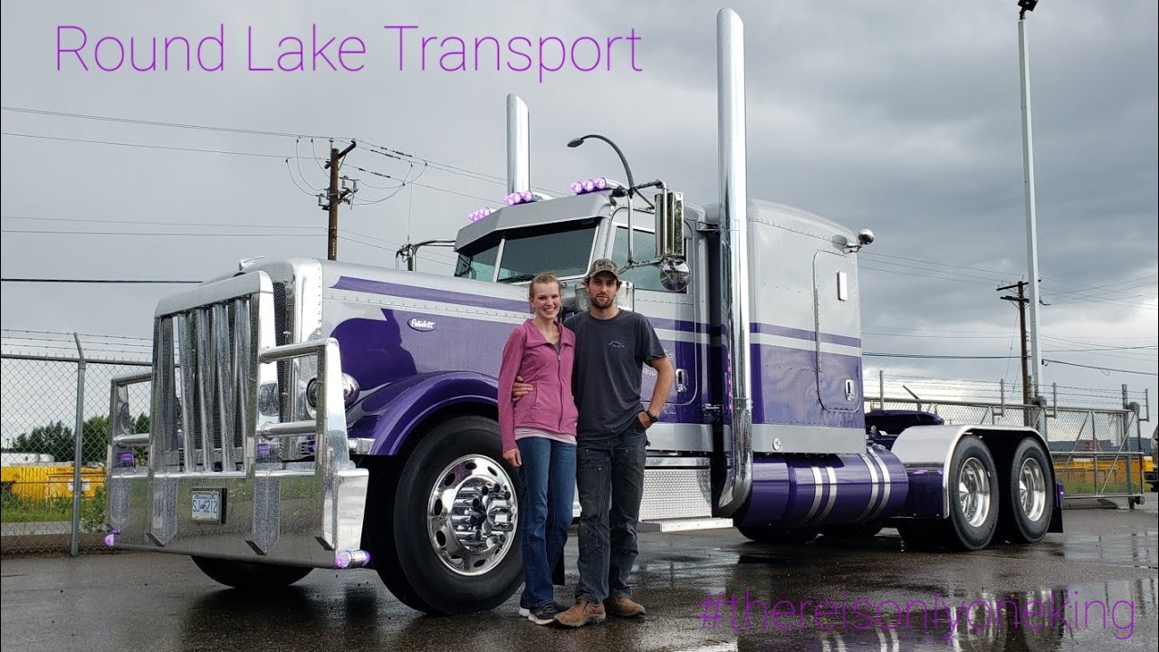 Custom Peterbilt 389 delivery to Round Lake Transport #thereisonlyoneking