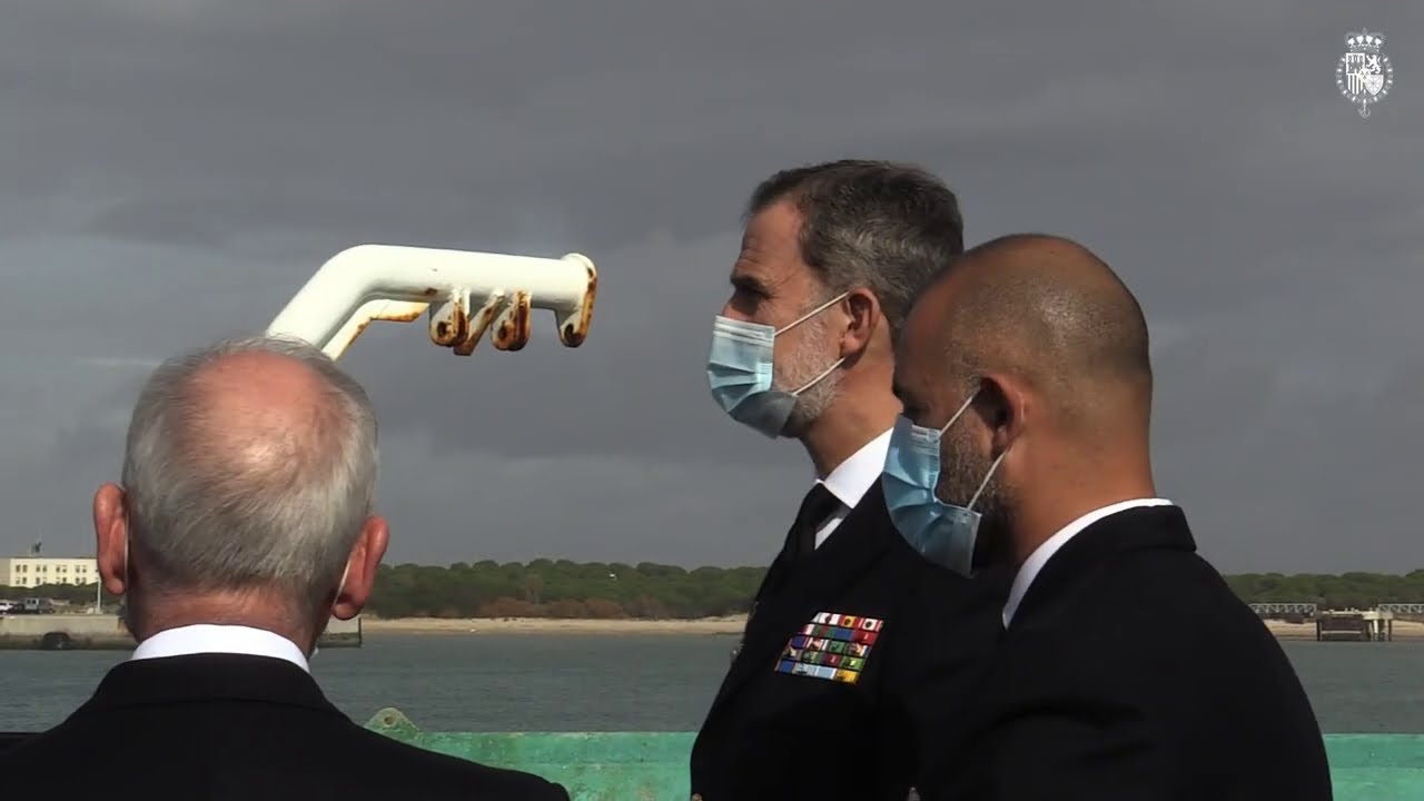 Su Majestad el Rey visita el buque Hidrográfico Tofiño