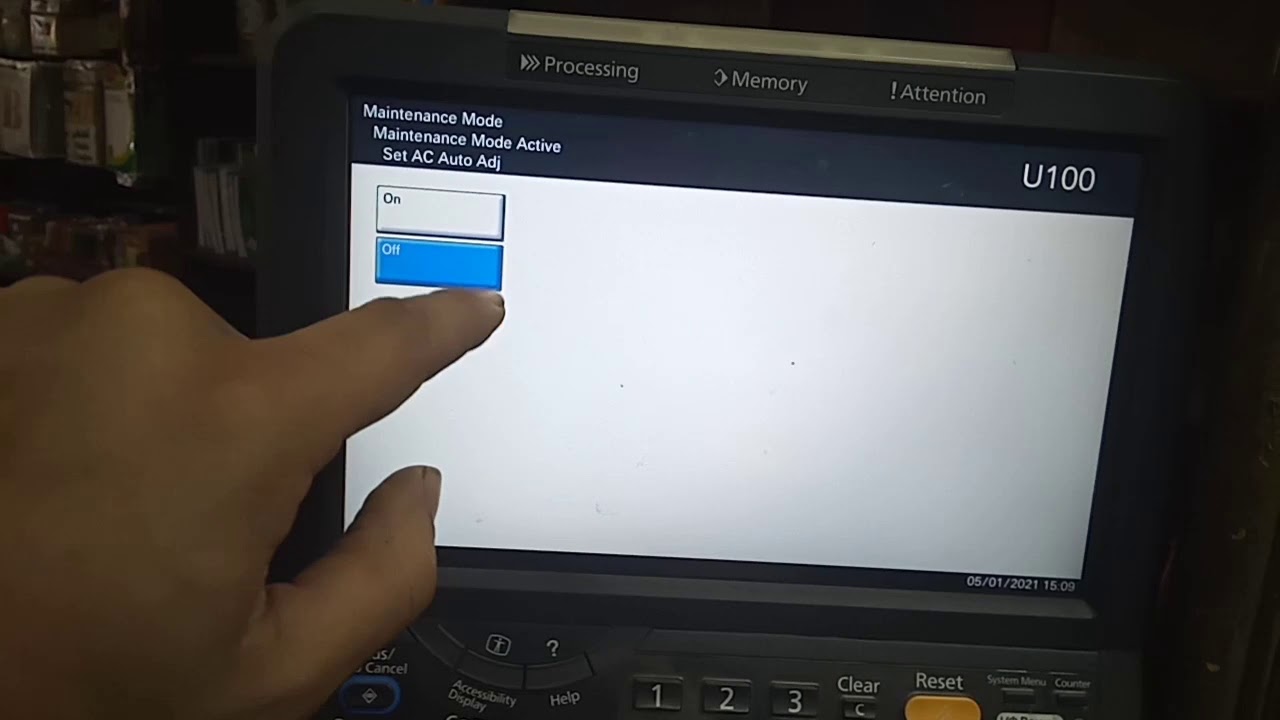 اول خطوه في تعليم الصيانه والدخول على برامج التحكم الداخليه, kyocera