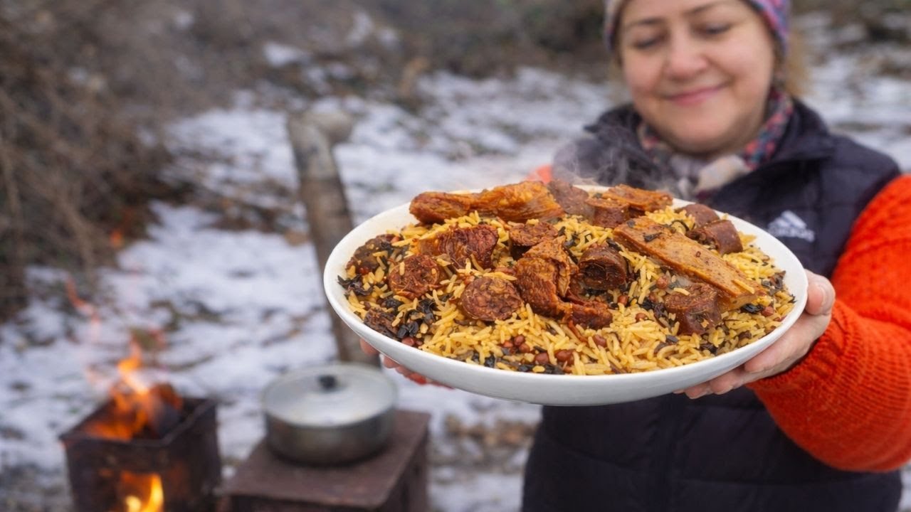 Winter Forest Pilaf | Dry Meat & Wild Sorrel Cooking on Fire 🔥 Silent Rural Life
