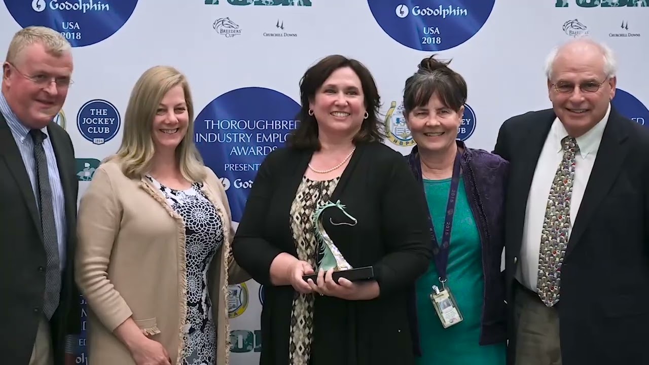 🇺🇸🤩 Come out and experience the beauty of Kentucky by joining one of our Horse Country tours!