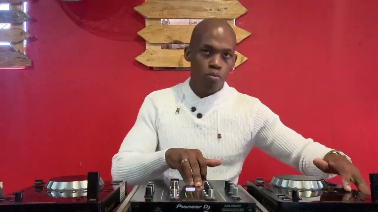Dintho-Man - 3rd Deep Live Mix Of 2022