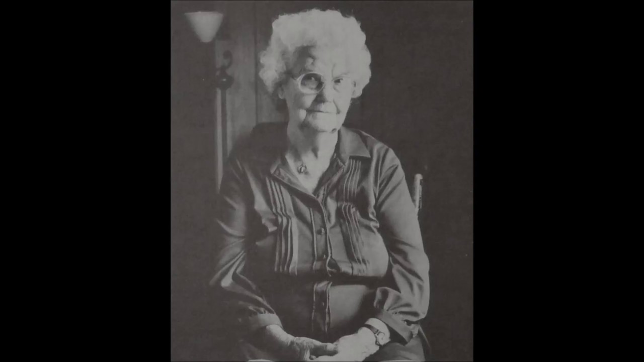 Almeda Riddle ~ House Carpenter (1964)