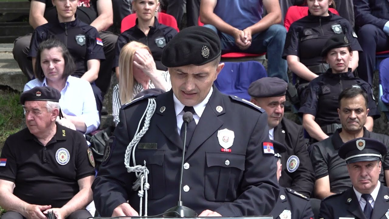 Obraćanje komandanta Policijske brigade Radoslava Repca