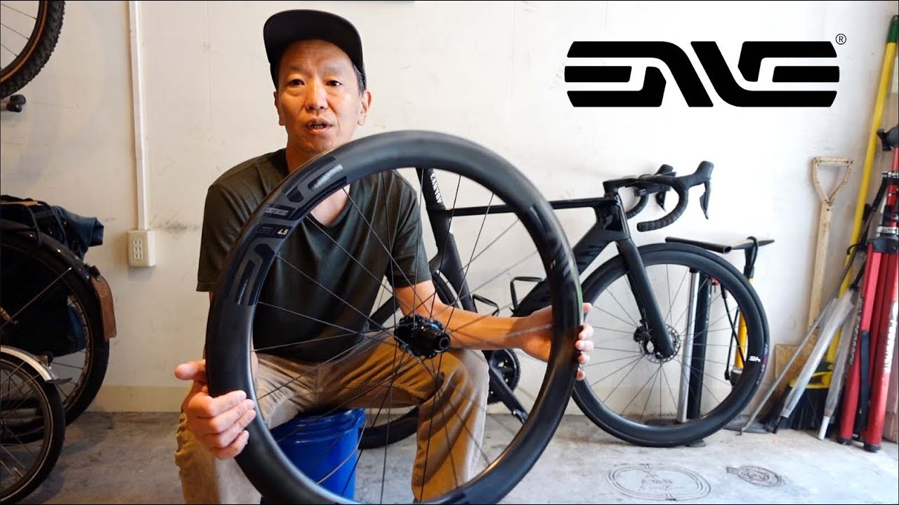 ENVE 新型SES4.5 にリムテープとタイヤを装着する [激闘]