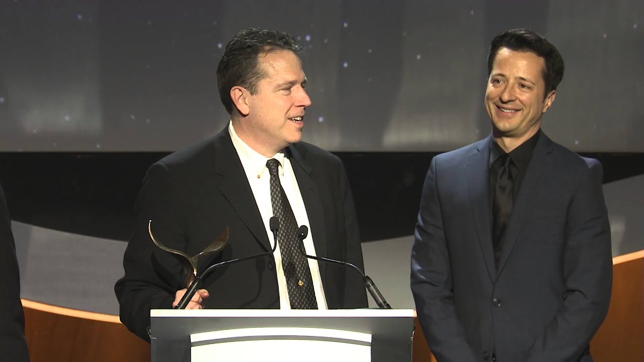 Hollywood Game Night wins the 2016 Writers Guild Award for Quiz & Audience Participation