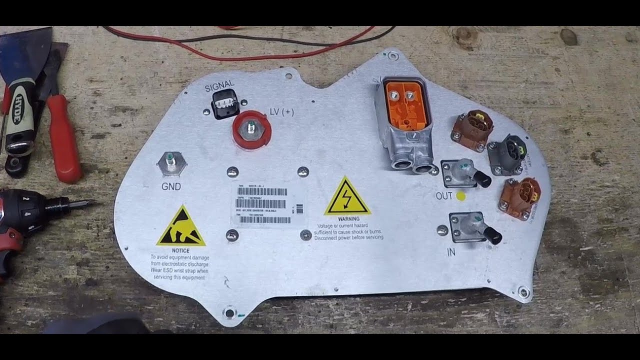 Electrified Garage: Tesla Model S Gen 1 DC/DC 6009170-00-J Fuse Check and Replacement