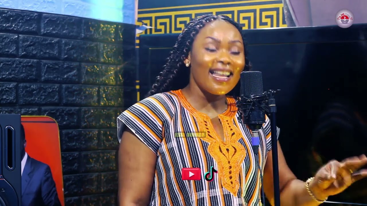 Spirit In Woship, Deep Secret Esi Donkor and king David, Just watch this so powerful at Kdee studio