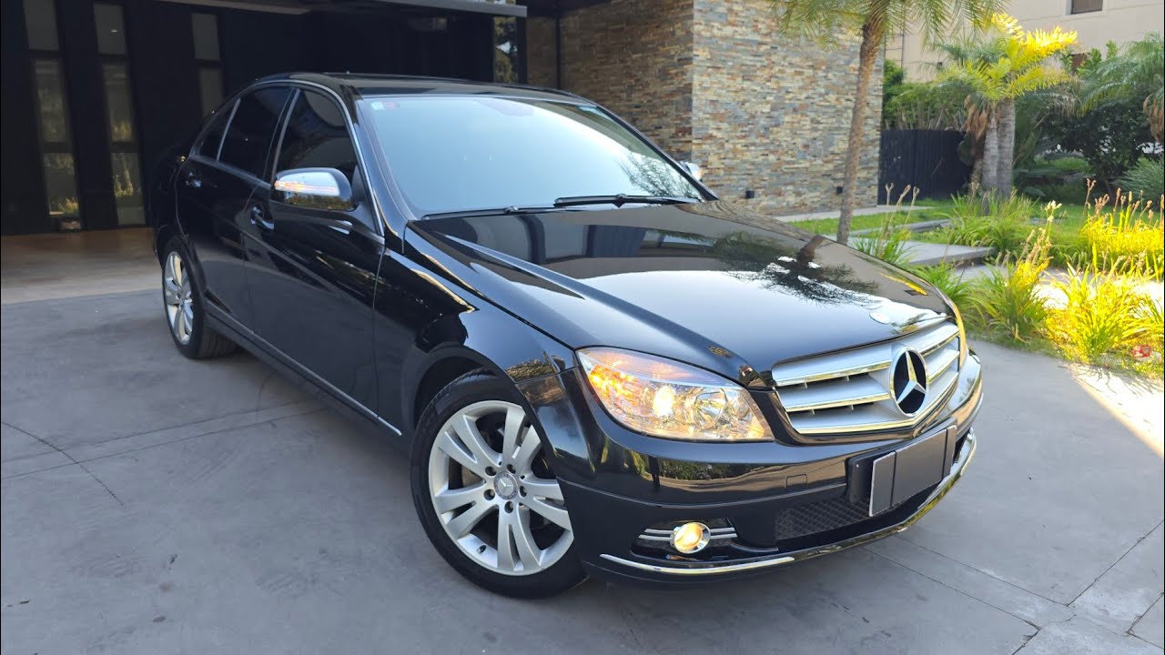 VENDIDO! Mercedes Benz C200 Kompressor - 28.000 kms. AT - 2008 Bs As - Autos de Garage -