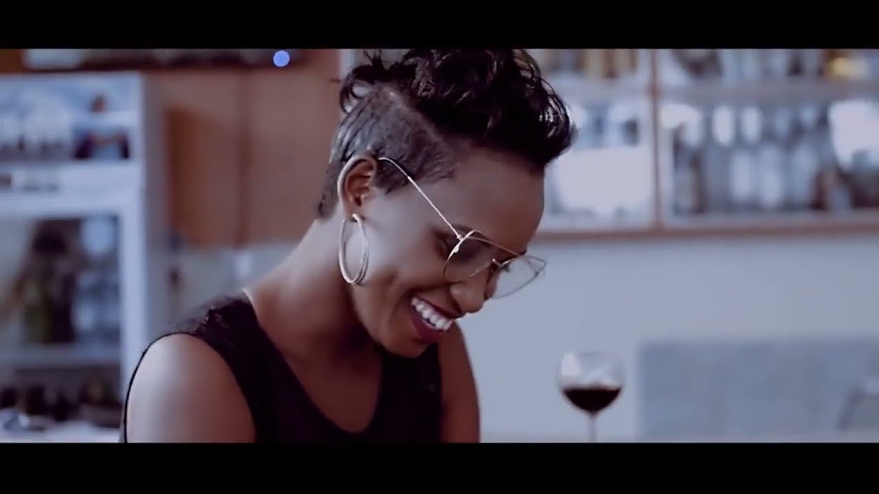 MADOWADOWA    MARY BATA  Official Video