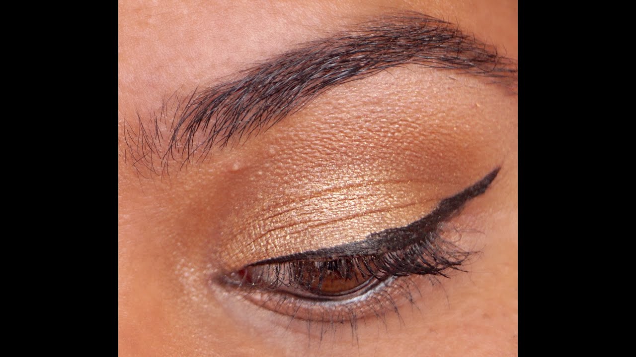 How to highlight your eyes