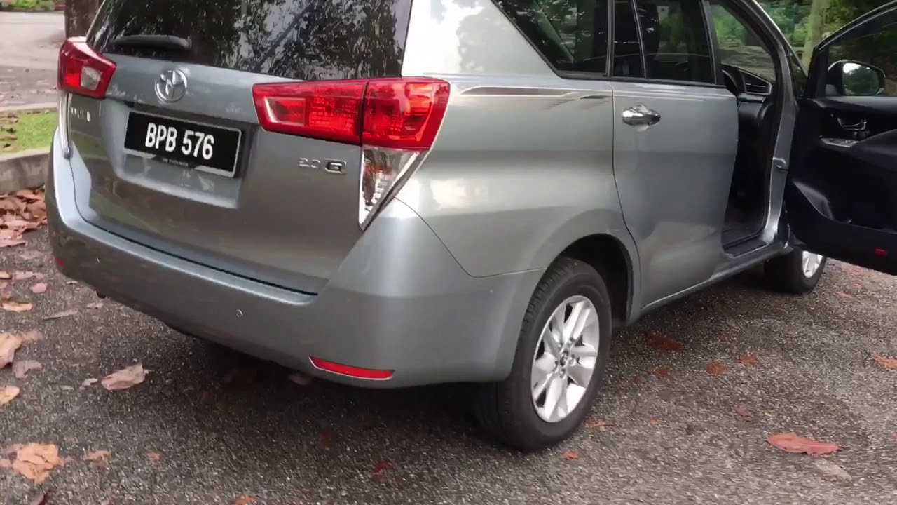 Toyota Innova 2.0G test drive video review