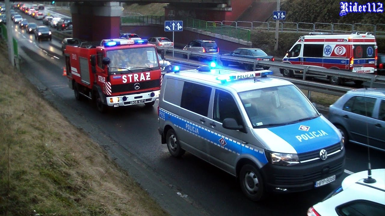 [Alarmowo !!] - Policja oraz GBA III z JRG 1 Bielsko-Biała do kolizji