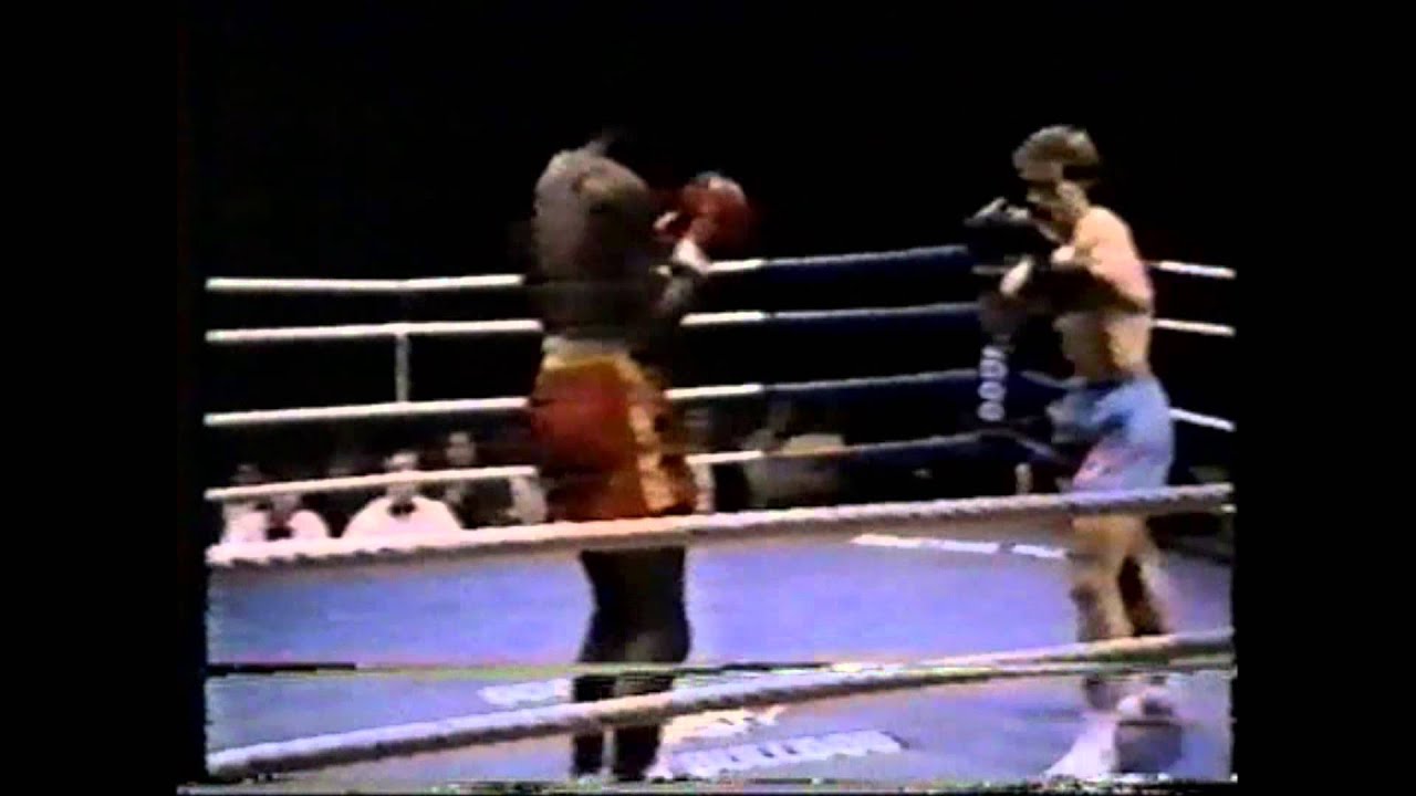 Ernesto Hoosts' first fight. December 11th, 1983 opponent Wim Scharrenberg