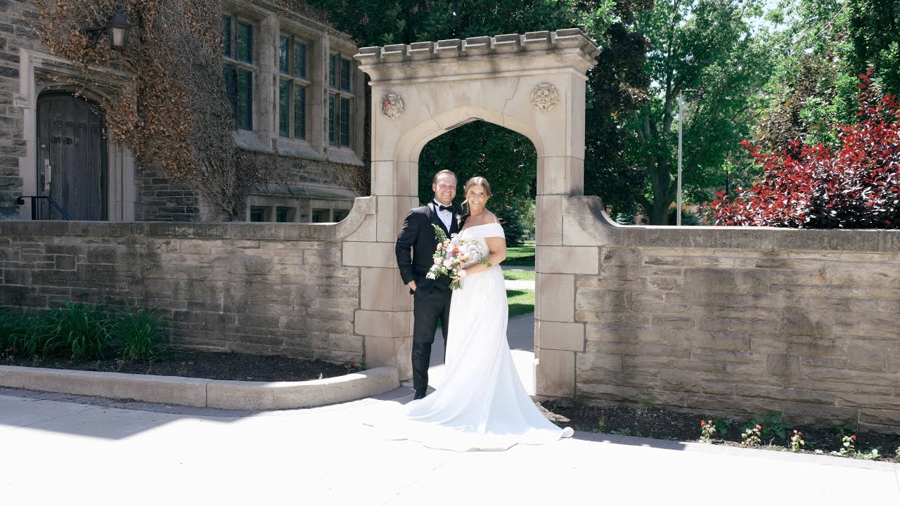 Art Gallery of Hamilton Wedding // Sydney & Graham