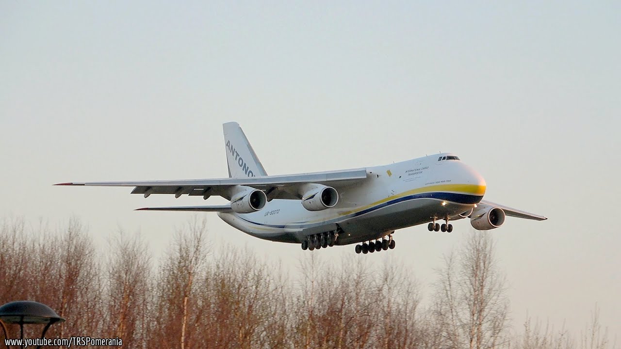 Antonow An-124 Rusłan ląduje w Gdyni (EPOK) 30.03.2021 // Antonov An-124 Ruslan landing in Gdynia