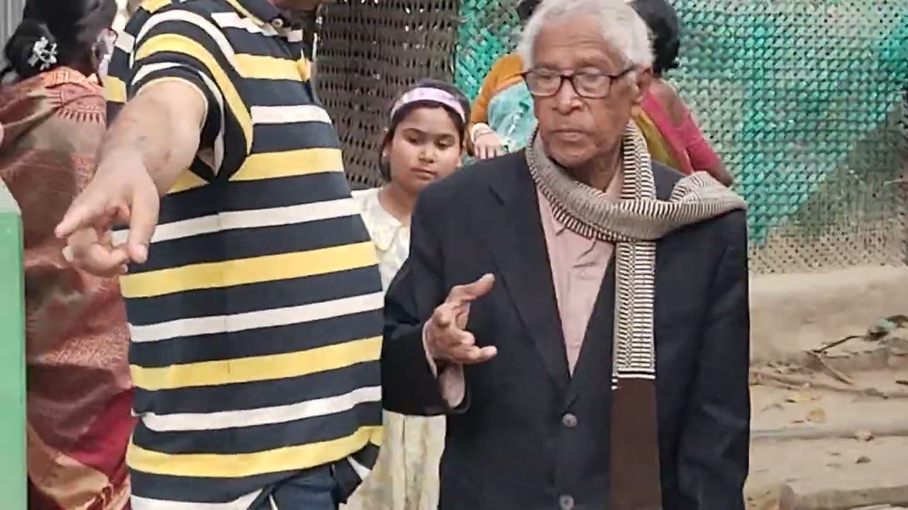 মানিকগঞ্জের কলতা গোলকচাঁদ সেবাশ্রমে প্রসাদ তৈরির খন্ড চিত্র। 21.2.26