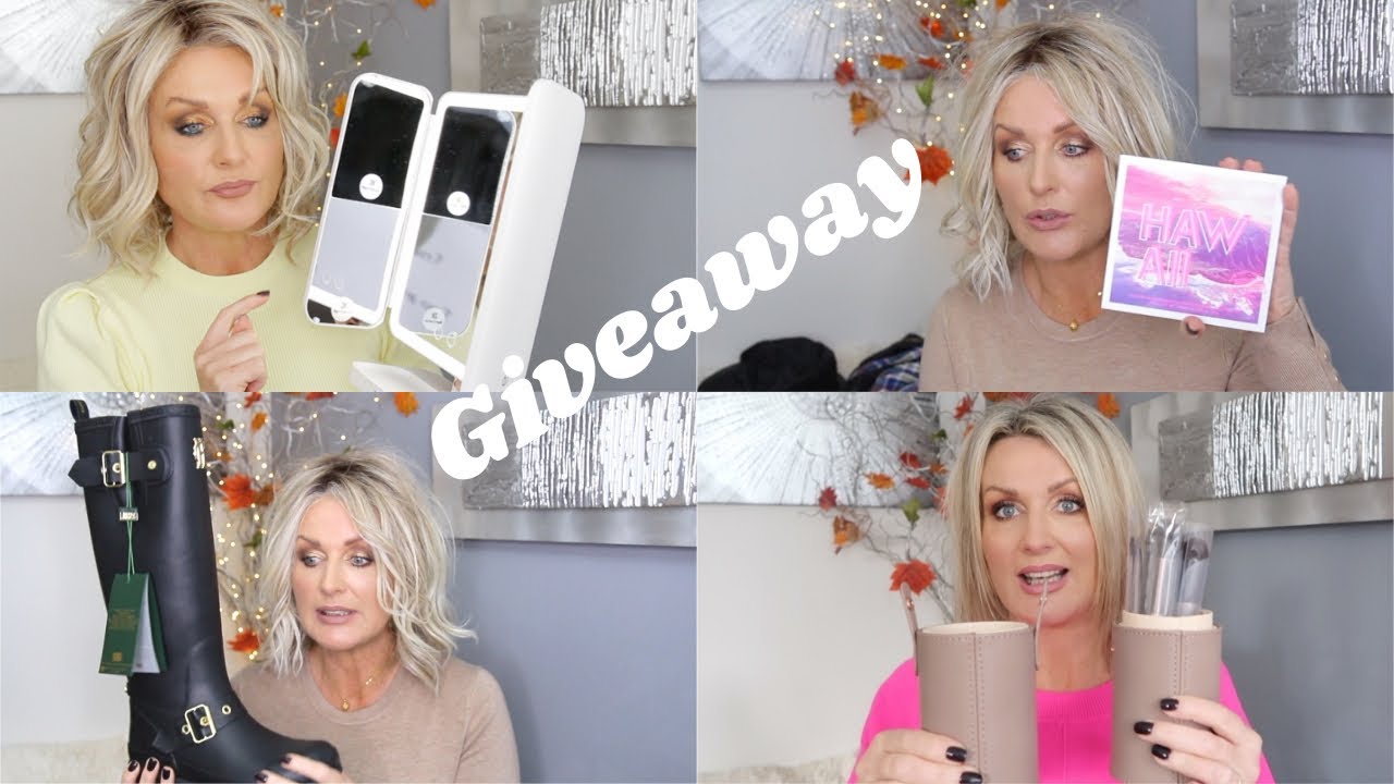 Best Makeup Mirrors, Best Wellies, Delilah, BhCosmetics & Giveaway
