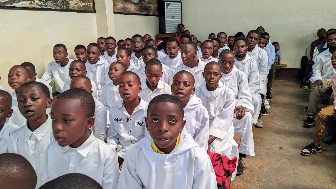 Les Petits chanteurs Choeur des Anges 