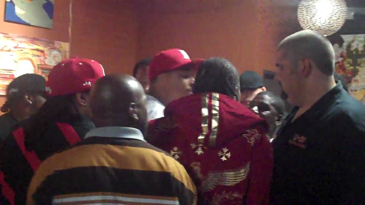 FLESH N BONE GETTIN INTO SUM DUDES ASS @ U-31 IN SAN DIEGO